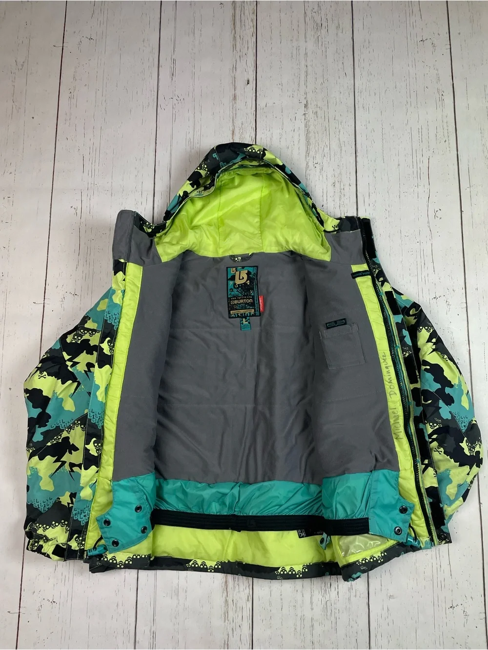 Burton‎ Snowboard/Ski Jacket